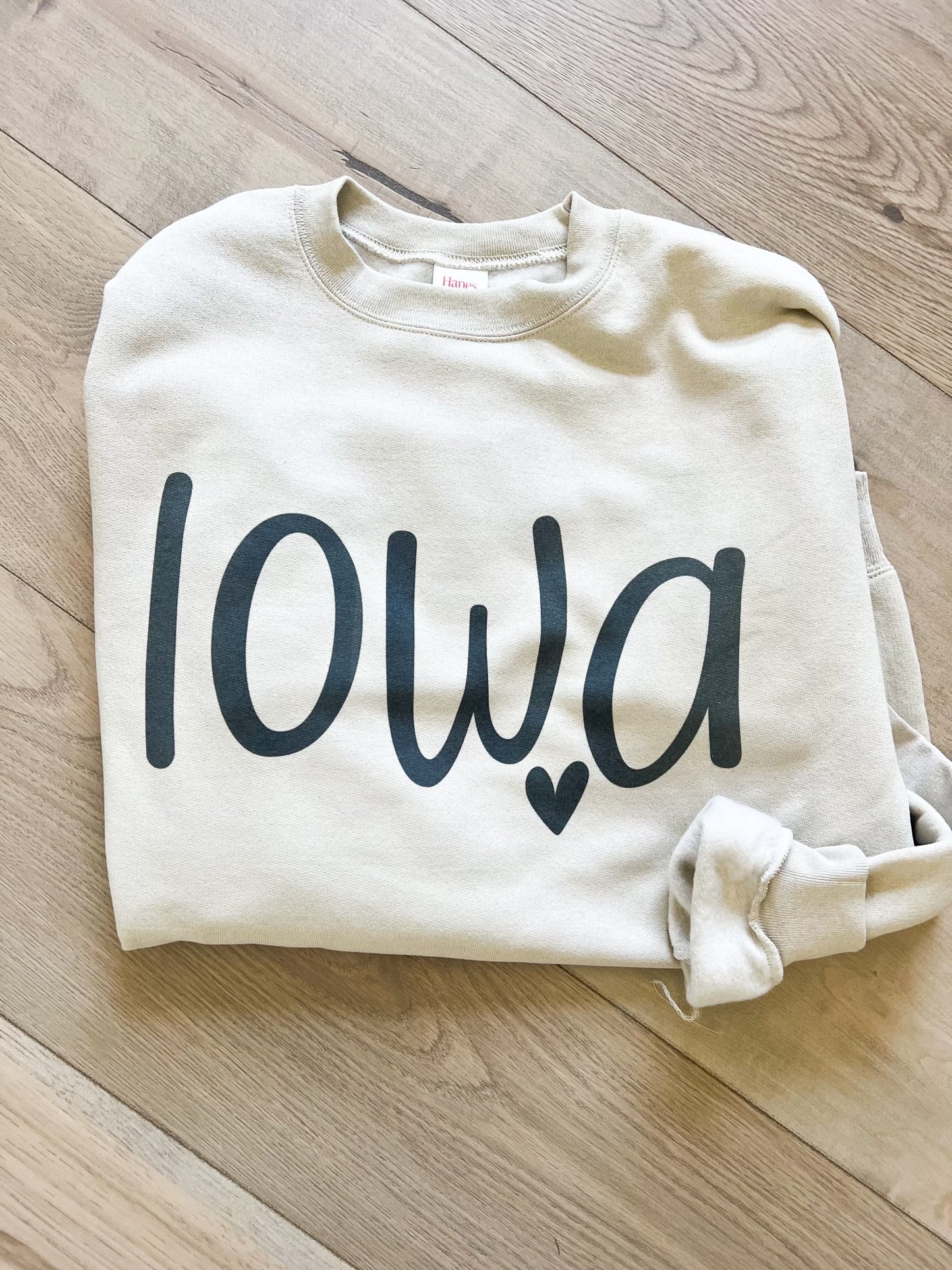 Cursive Iowa 🫶🏻 Graphic